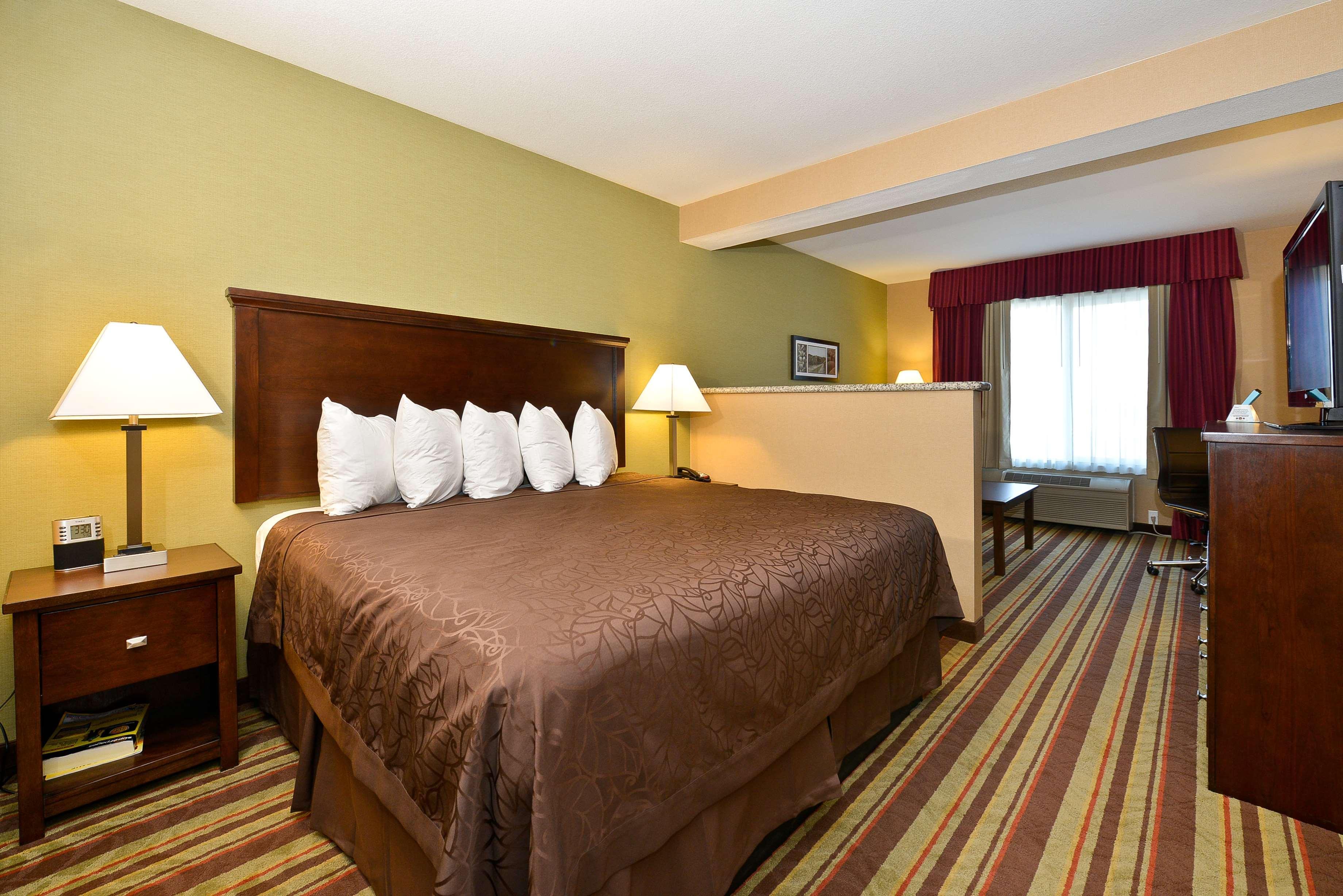 Best Western Wilsonville Inn & Suites מראה חיצוני תמונה