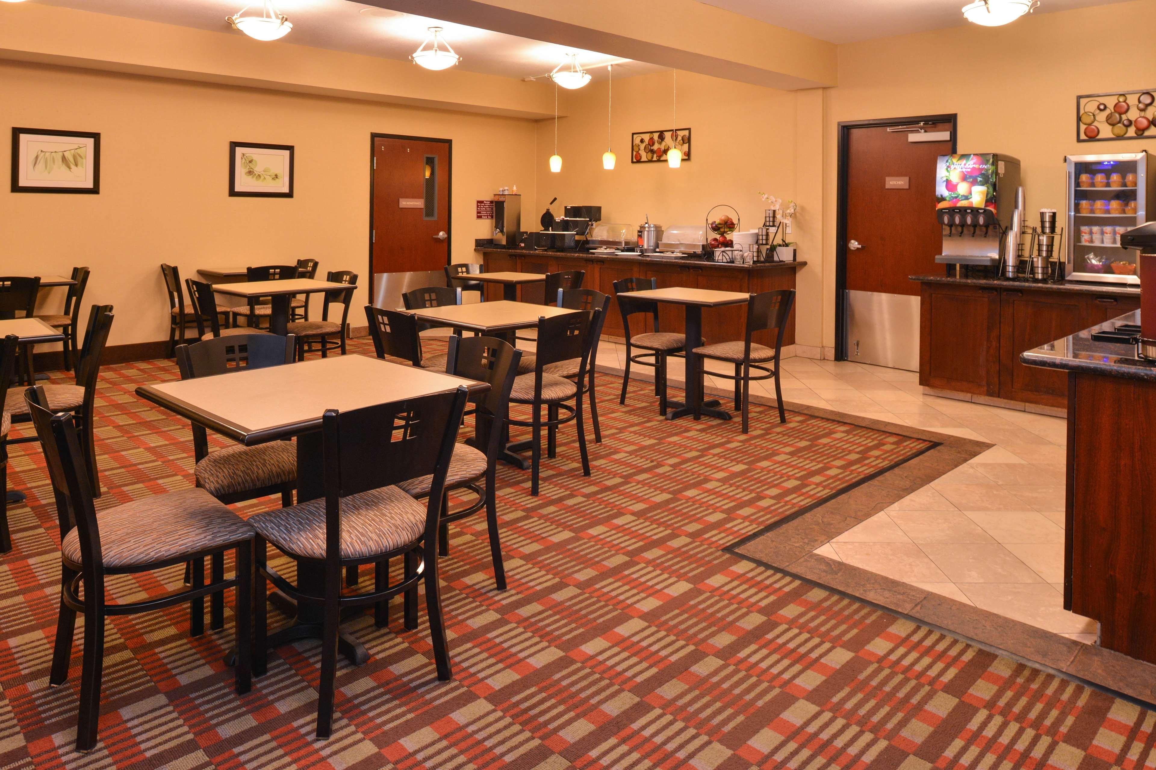 Best Western Wilsonville Inn & Suites מראה חיצוני תמונה