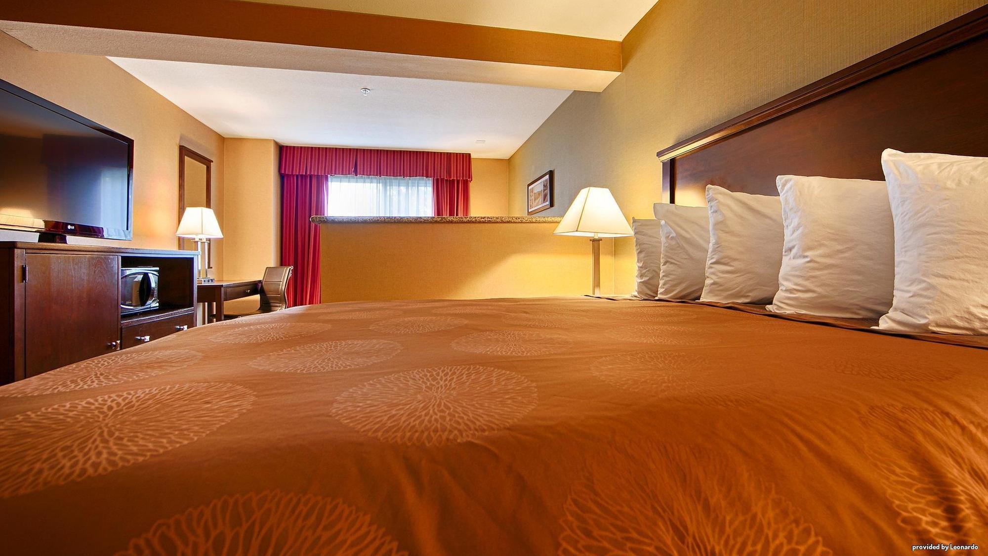 Best Western Wilsonville Inn & Suites מראה חיצוני תמונה